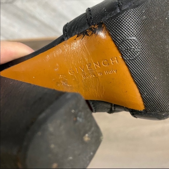 Givenchy | Vintage Chunky T Strap Peep Toe Heels - Picture 6 of 9